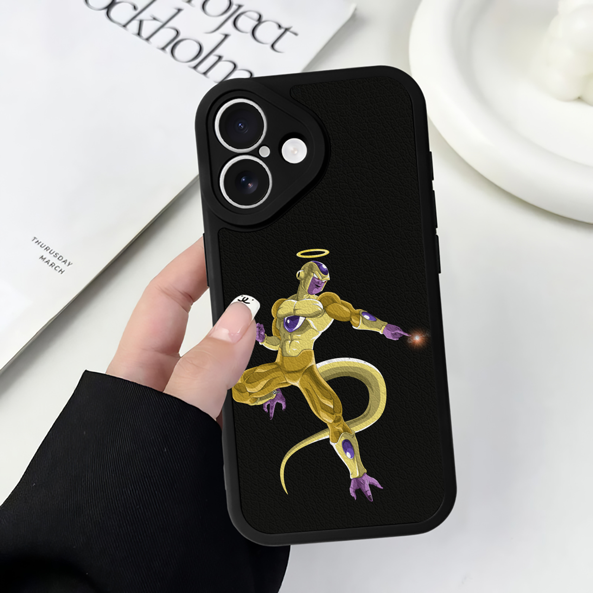 （画像用） ドラゴンボール フリーザ DRAGON BALL Frieza 【iPhone 16シリーズ対応】シリコンスマホケース（レザー調） 材質：シリコン
